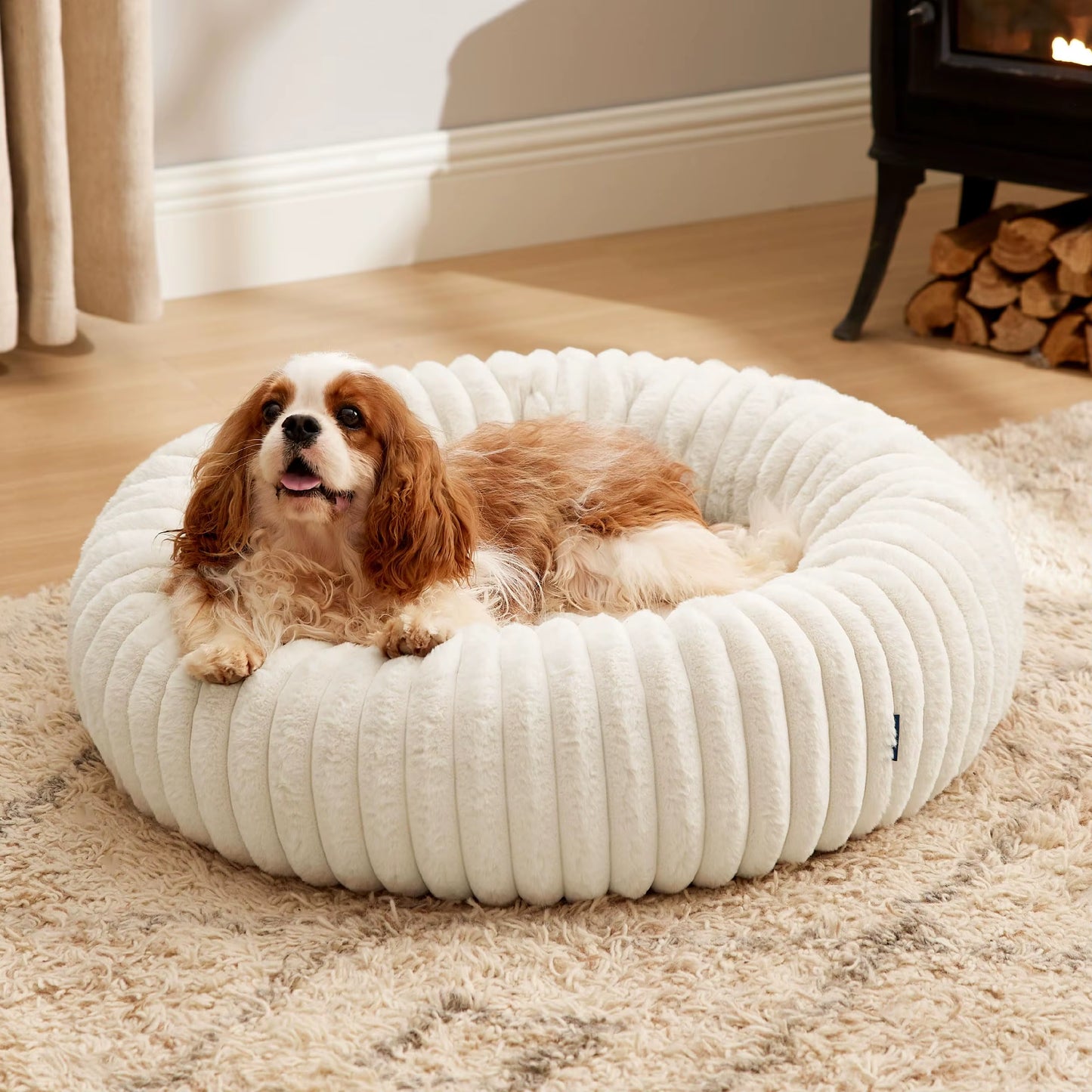 Cozy Donut Pet Bed – Soft, Round & Washable